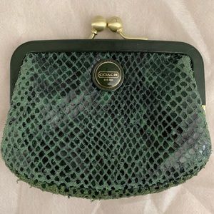 🔥SALE🔥 VINTAGE COACH KISS LOCK WALLET 🔥SALE🔥